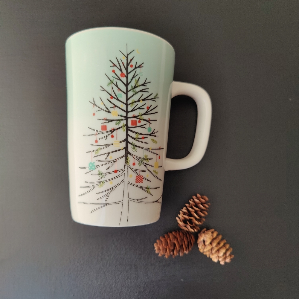 Starbucks 🎄 Tall (5 ")  Christmas Mug |  12 oz